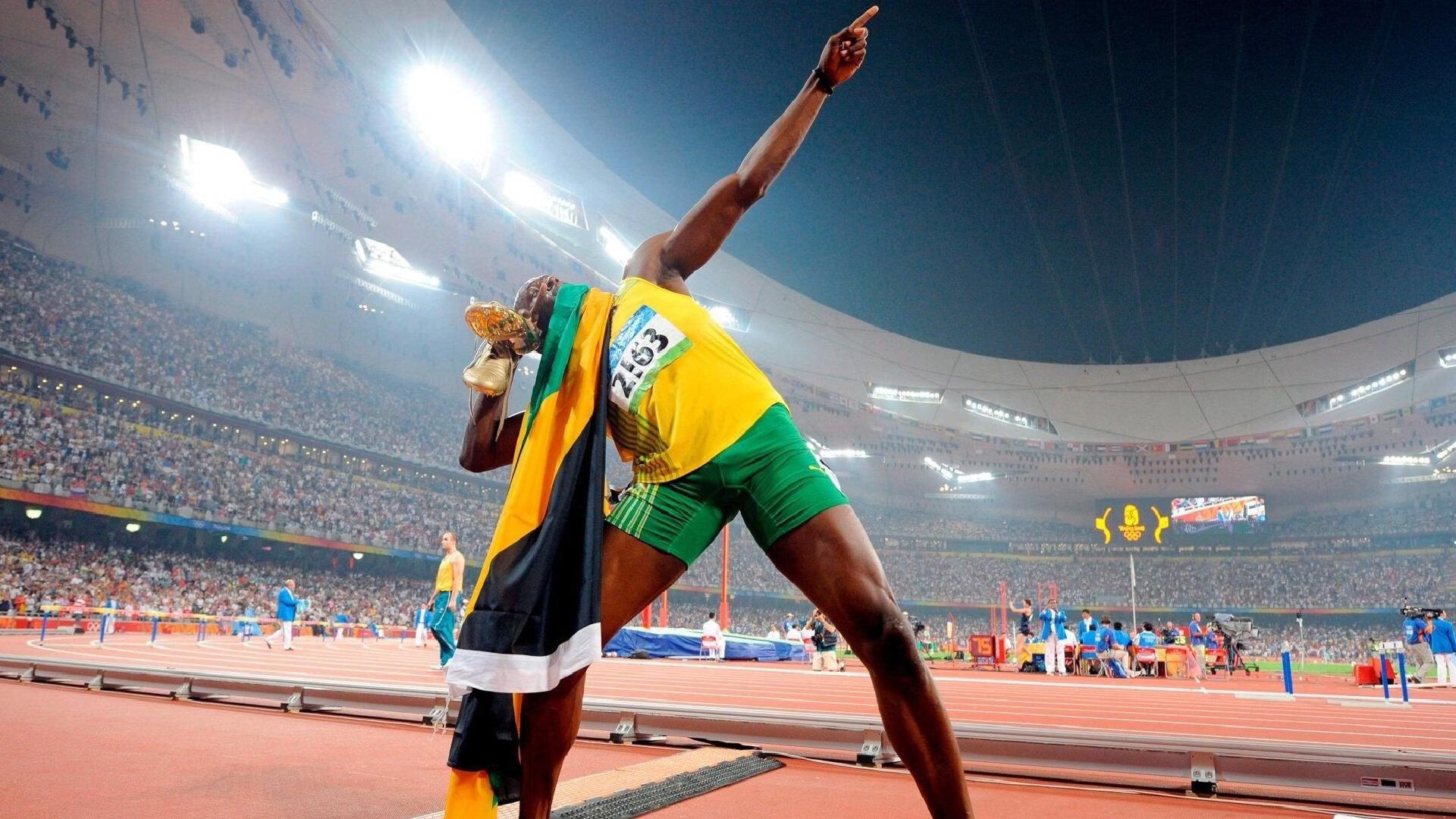 意甲转会风云,威尼斯与都灵竞逐前米兰射手安德烈-席尔瓦